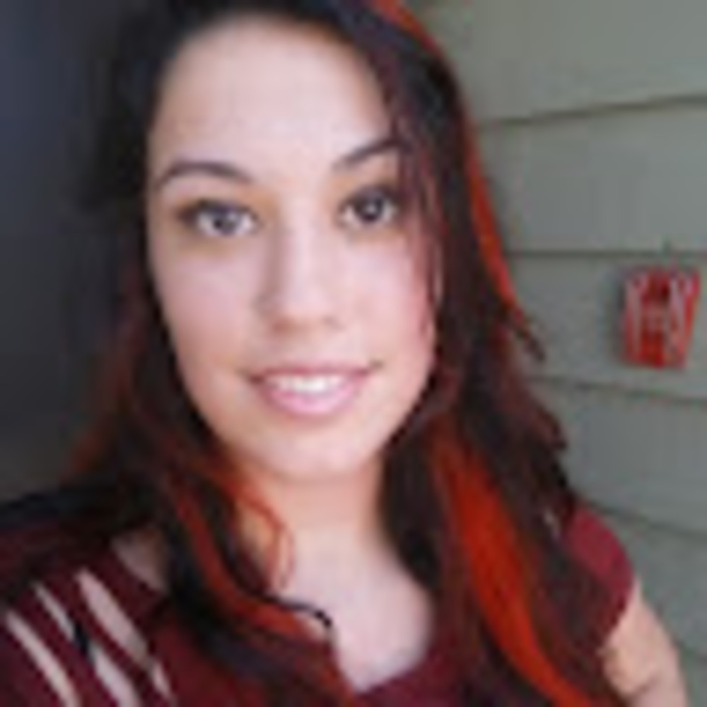 Meet your Posher, Delora